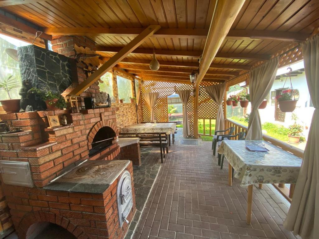 Appartement Casa Diana-Maria à Curtea de Argeş Extérieur photo