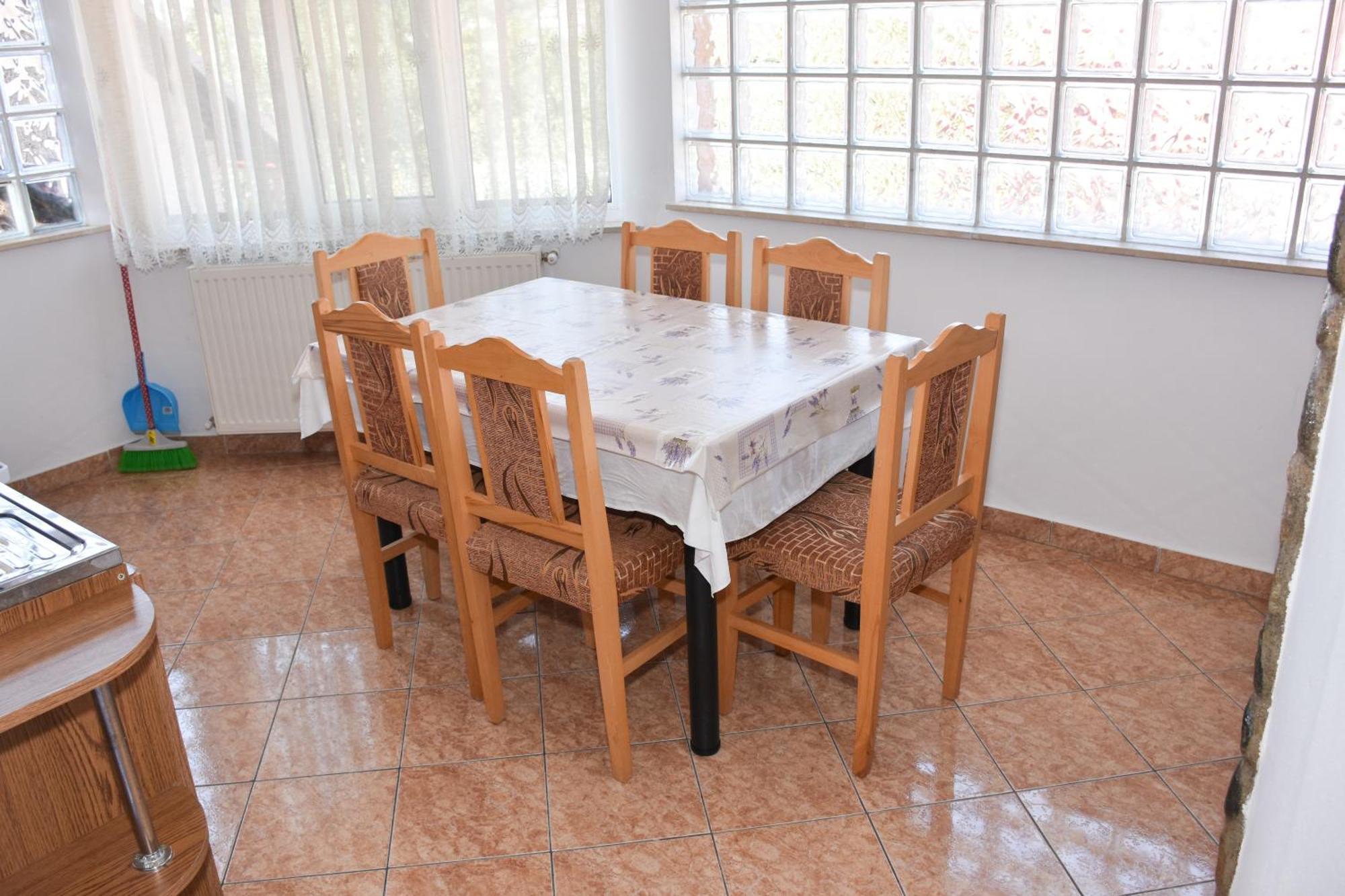 Appartement Casa Diana-Maria à Curtea de Argeş Extérieur photo